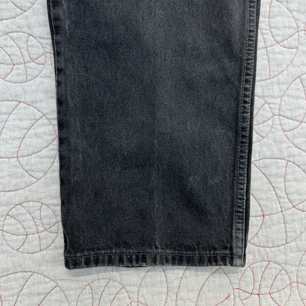Levi's 550 Jeans Black Relaxed Fit Tapered Leg VTG Made in Canada / Men's 38x32